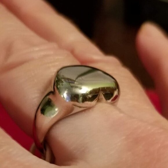 NWT Sterling silver puffy heart ring, size 5.5 - Picture 6 of 12